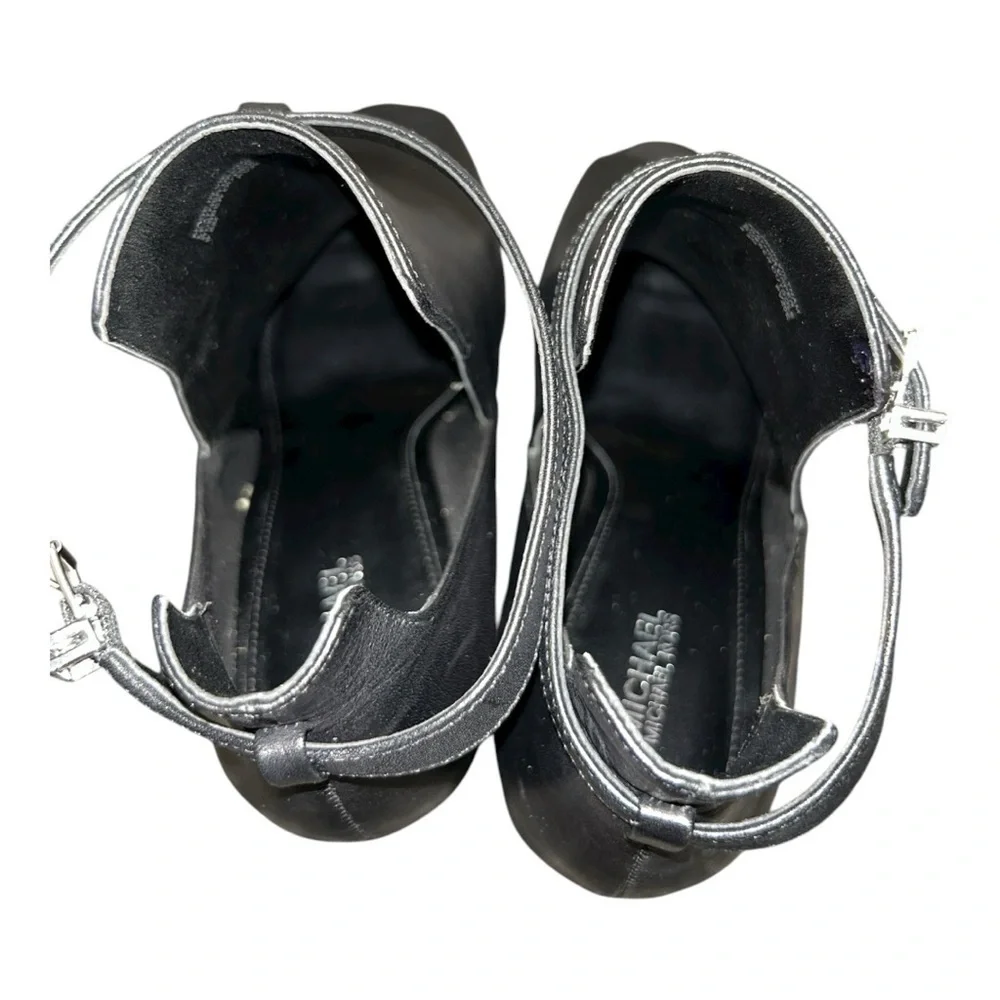 Elegant Black Women’s Leather Peep-Toe Ankle Boots size 9.5
